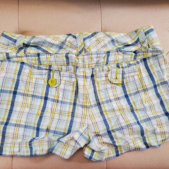 Checker Shorts - Picture 2 of 2